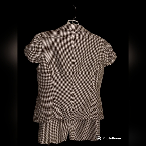 NWOT The Limited Collection 2 Piece Suit Size S - Picture 9 of 13